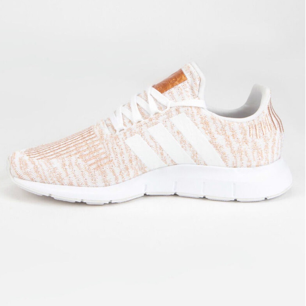 Adidas white rose gold metallic sneakers shoes 5.5 womens like new